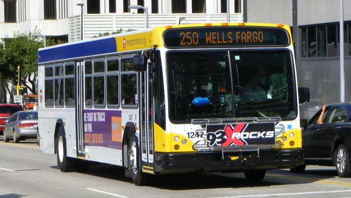 Metro Transit Gillig BRT 1247